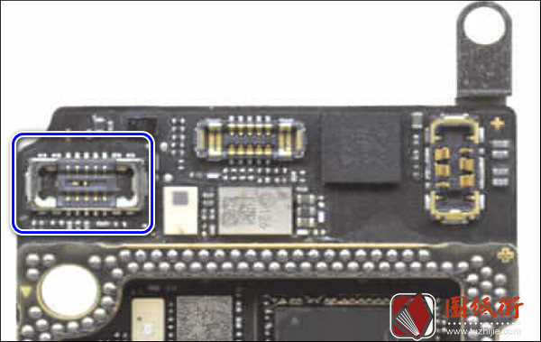 iPhone 11手机维修资料-下天线座对地阻值图